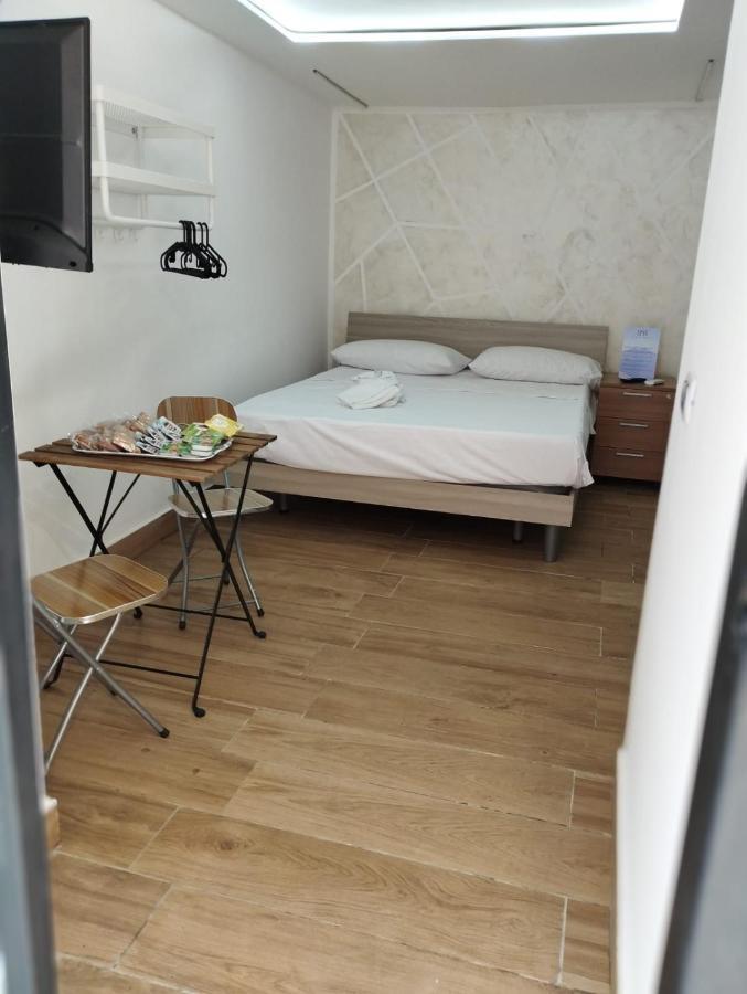 Casa Nina- Camera Ischia Daire Napoli Dış mekan fotoğraf