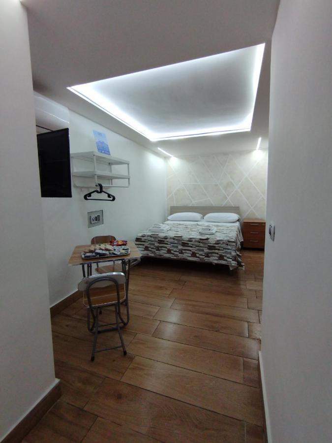 Casa Nina- Camera Ischia Daire Napoli Dış mekan fotoğraf